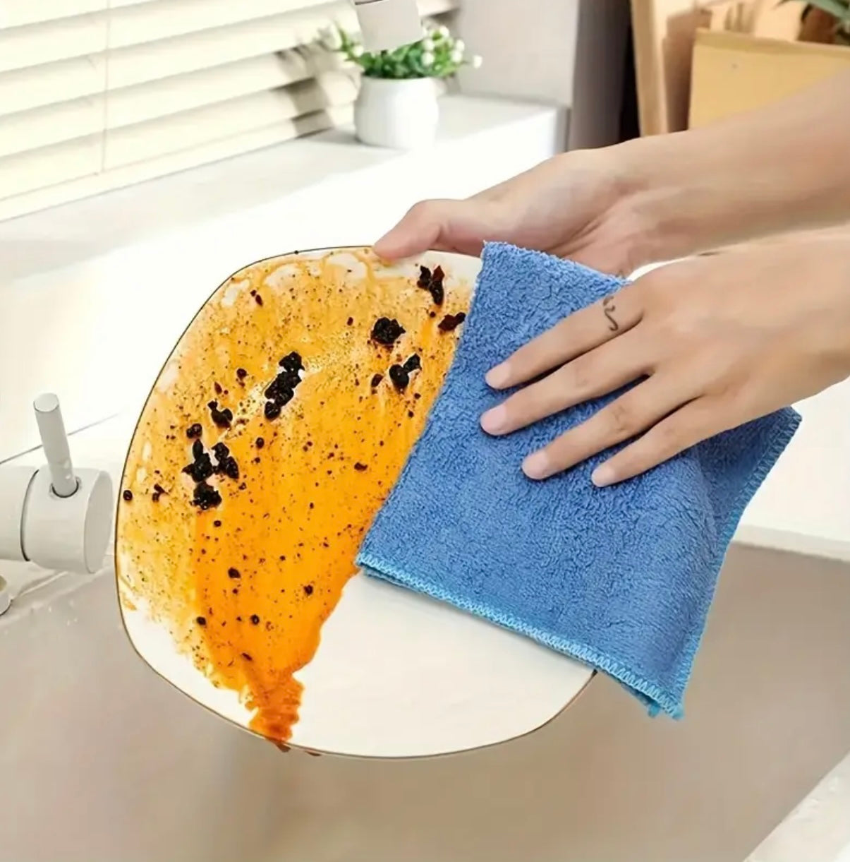 20-Pack Microfiber Cleaning Cloths – Super Absorbent & Quick-Drying